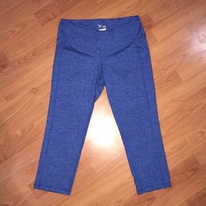 Blue stripe cropped leggings